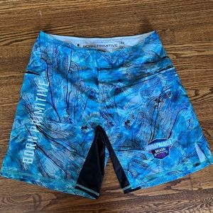 Born primitive American defender shorts size 34